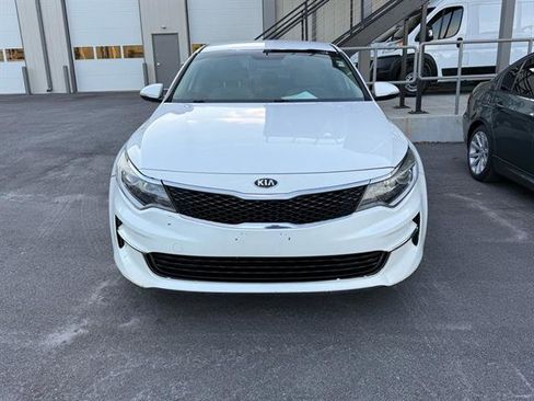 Used 2016 Kia Optima LX image 6