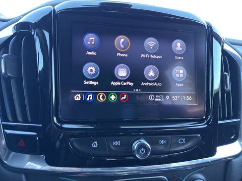 Used 2023 Chevrolet Traverse LT image 18