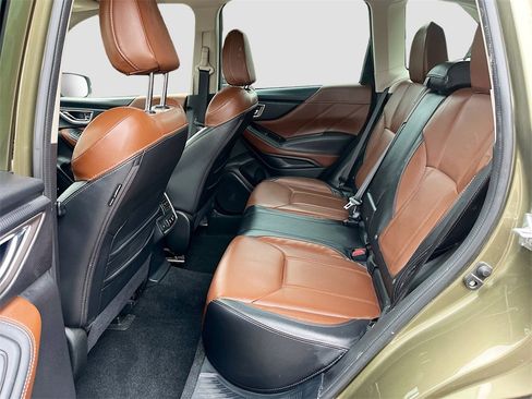 Used 2023 Subaru Forester Touring image 26