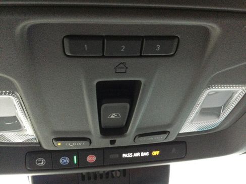 New 2026 Chevrolet Silverado 3500 LTZ w/ LTZ Premium Package image 19