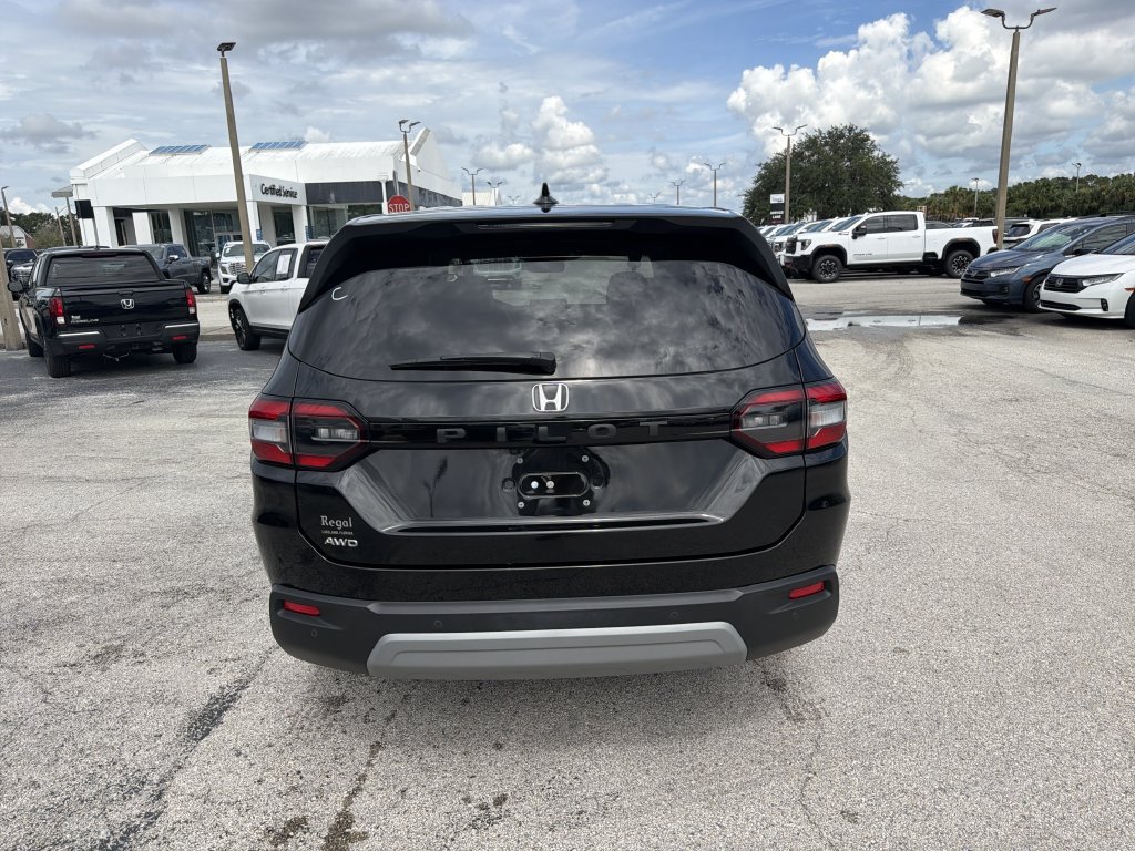 Used 2024 Honda Pilot EX-L image 5