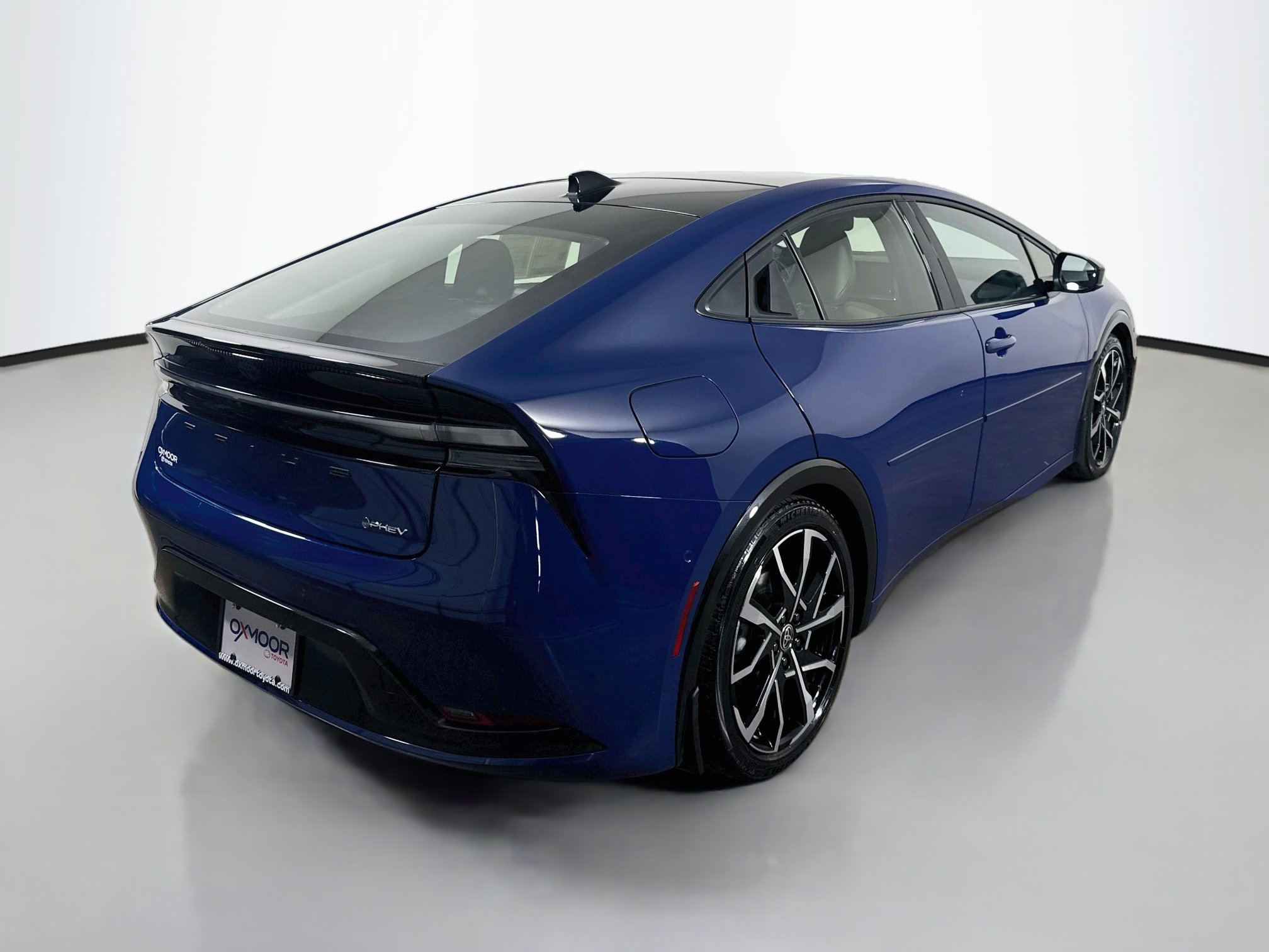 Certified 2025 Toyota Prius Plug-In Hybrid w/ Limited Premium Package FWD image 7