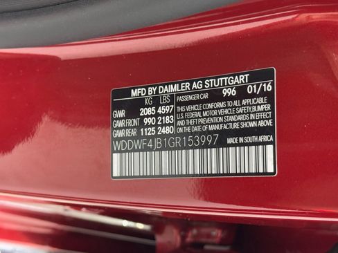 Used 2016 Mercedes-Benz C 300 Sedan image 41