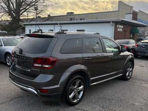 Used 2016 Dodge Journey Crossroad w/ Popular Equipment Group FWD image 6
