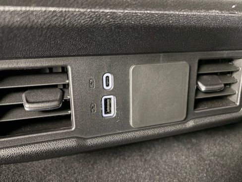 Used 2025 Chevrolet Silverado 2500 Custom w/ Custom Value Package image 39