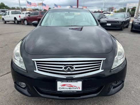 Used 2011 INFINITI G25 Journey w/ Moonroof Pkg image 8