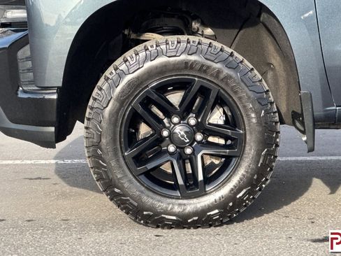 Certified 2021 Chevrolet Silverado 1500 LT Trail Boss w/ Convenience Package II AWD/4WD image 32