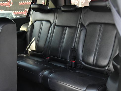 Used 2024 Jeep Wagoneer L Series II RWD image 43