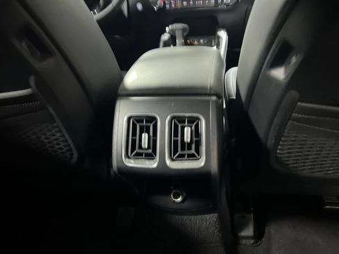 Used 2024 Kia Sorento S w/ Panoramic Sunroof Package FWD image 13