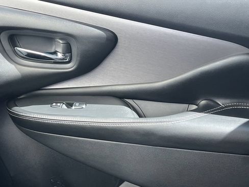 Certified 2023 Nissan Murano SL w/ Cargo Package FWD image 25