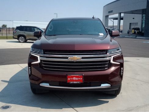 Used 2022 Chevrolet Tahoe LT w/ Luxury Package AWD/4WD image 8