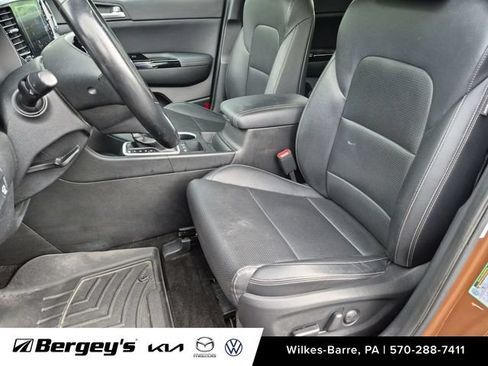 Used 2020 Kia Sportage EX AWD/4WD image 11