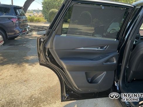 Certified 2026 INFINITI QX60 Luxe w/ Cargo Package image 25