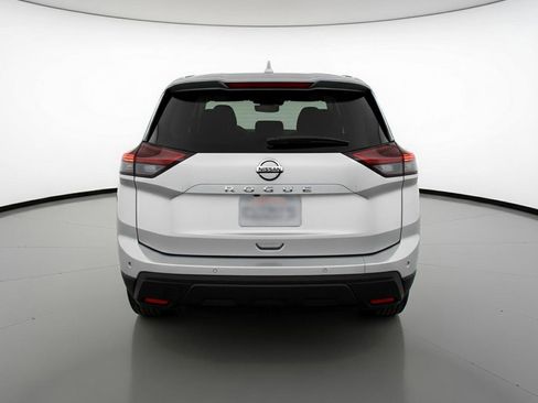 Used 2025 Nissan Rogue SV FWD image 7