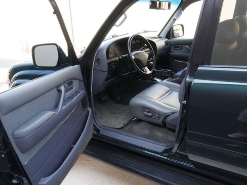 Used 1994 Toyota Land Cruiser AWD/4WD image 27