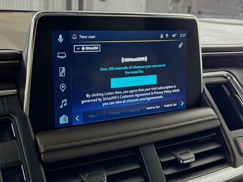 Used 2022 Chevrolet Suburban LT w/ LT Signature Plus Package image 12