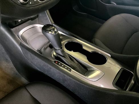 Used 2020 Chevrolet Malibu LT FWD image 15