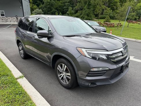 Used 2017 Honda Pilot EX-L image 7