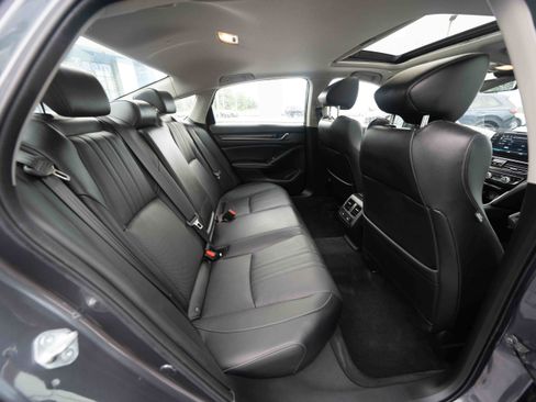 Certified 2022 Honda Accord Touring image 24