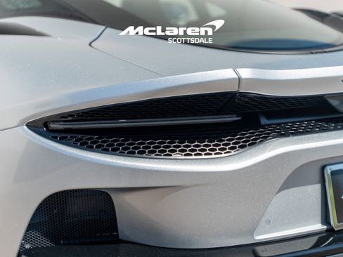 New 2026 McLaren GTS image 22