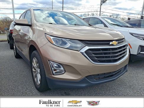 Used 2019 Chevrolet Equinox LT image 1