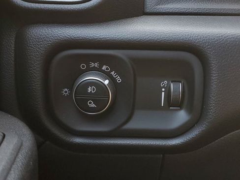 New 2025 RAM 5500 Tradesman AWD/4WD image 38