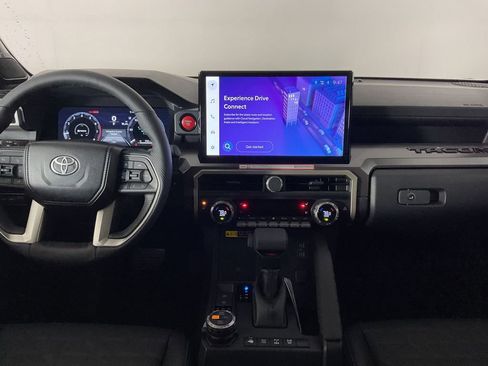 Used 2024 Toyota Tacoma 4x4 Double Cab image 13