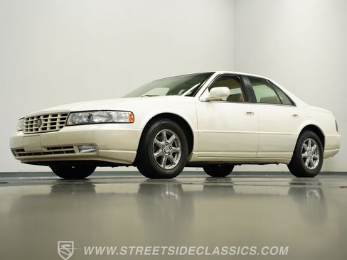 Used 1998 Cadillac Seville STS w/ Heated Seats Pkg image 19