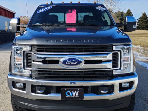 Used 2019 Ford F250 XLT w/ XLT Premium Package image 15