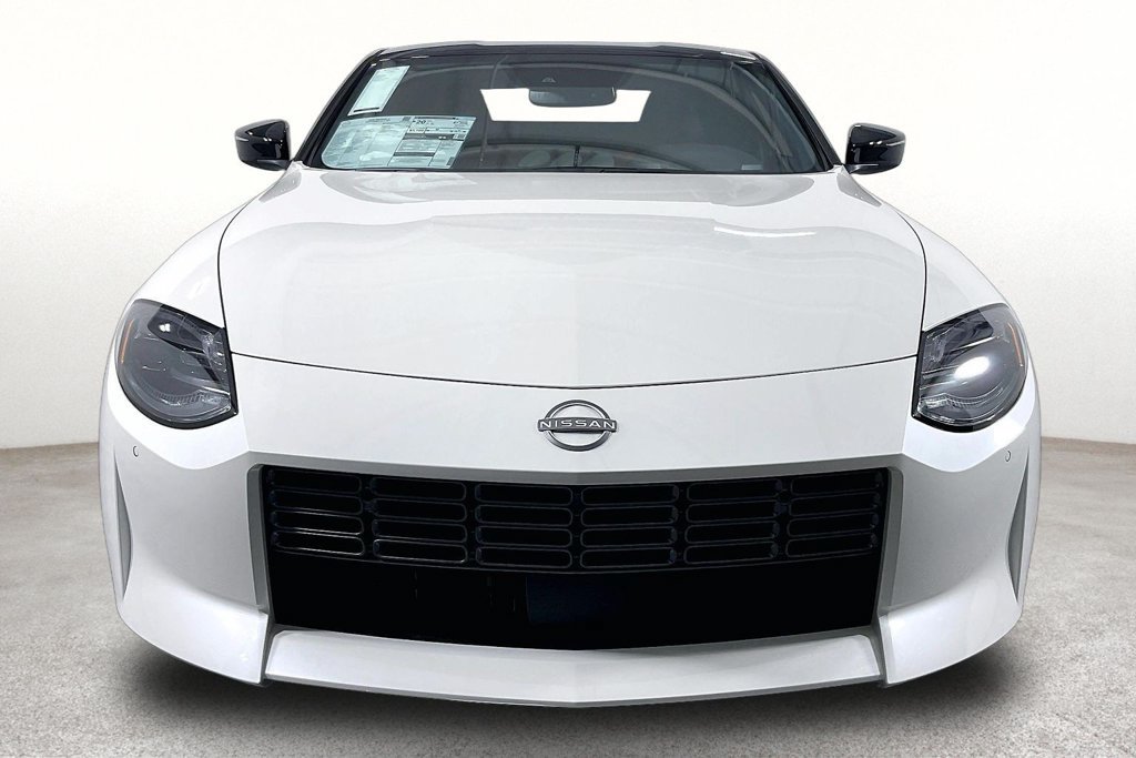 New 2026 Nissan Z Performance w/ Floor Mat Package RWD image 3