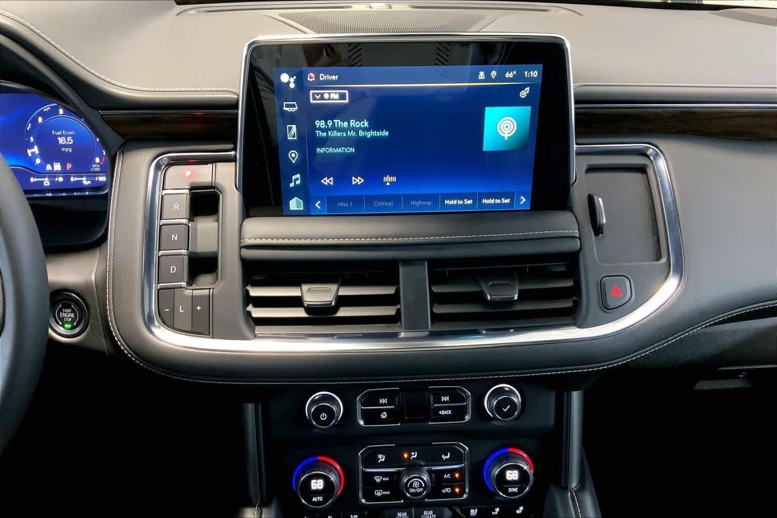 Used 2024 Chevrolet Tahoe Premier AWD/4WD image 6
