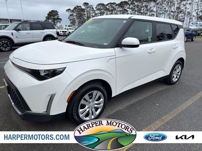 Used 2023 Kia Soul LX