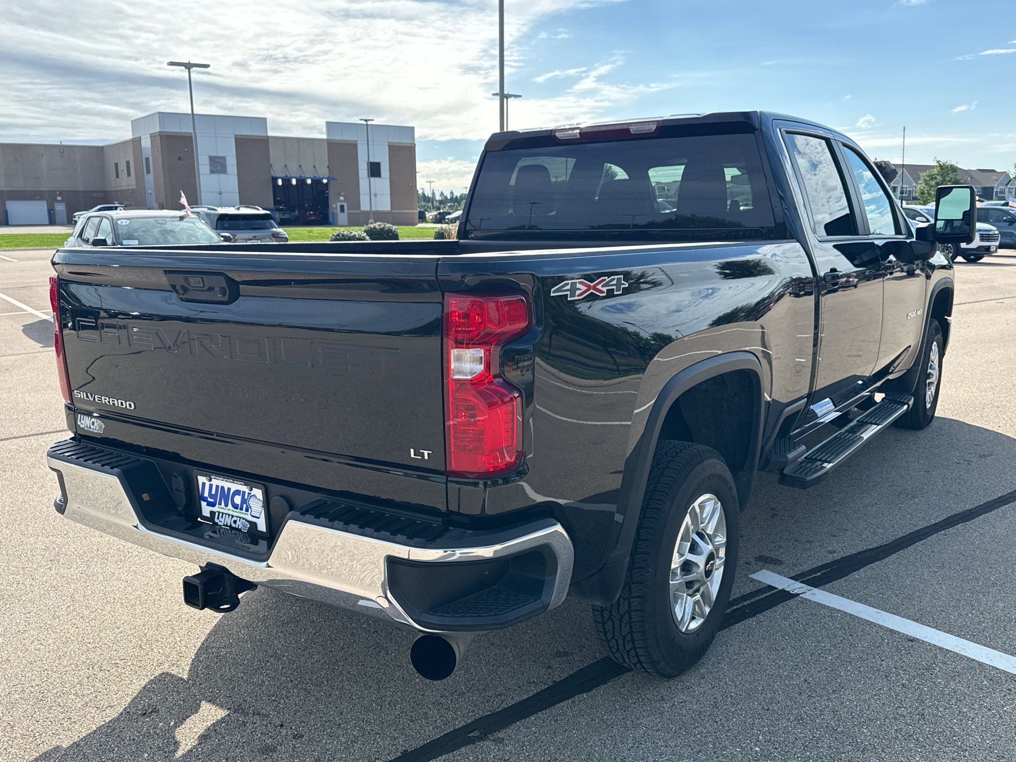 Used 2025 Chevrolet Silverado 2500 LT w/ Convenience Package AWD/4WD image 45