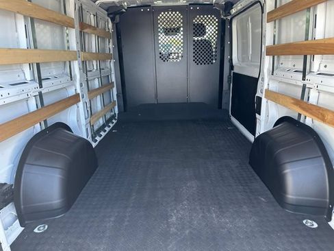 Used 2025 RAM ProMaster 2500 w/ U-Haul Equipment Group FWD image 21
