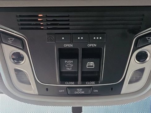 Used 2019 Honda Ridgeline RTL image 19