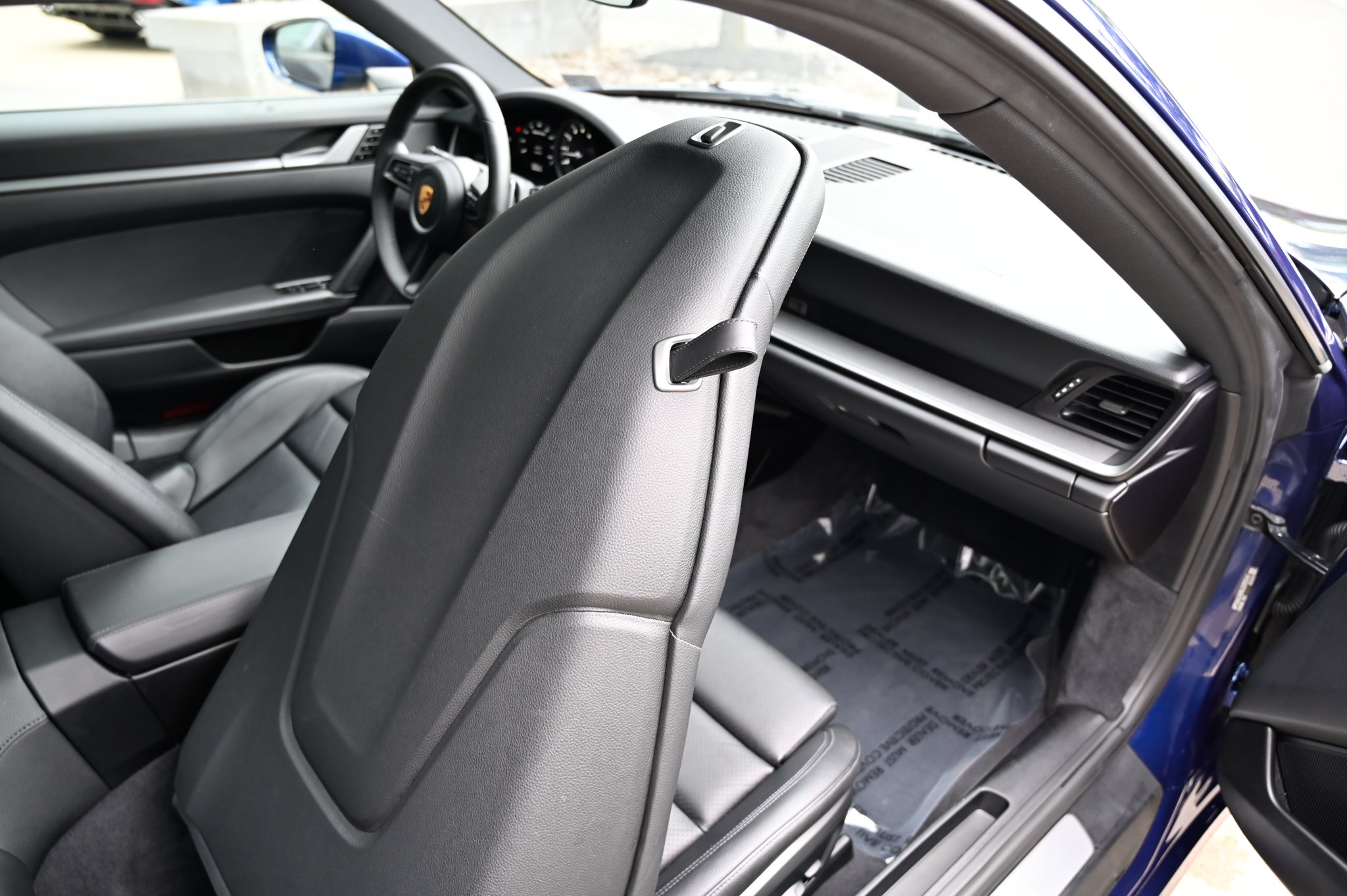 Used 2020 Porsche 911 Carrera RWD image 45