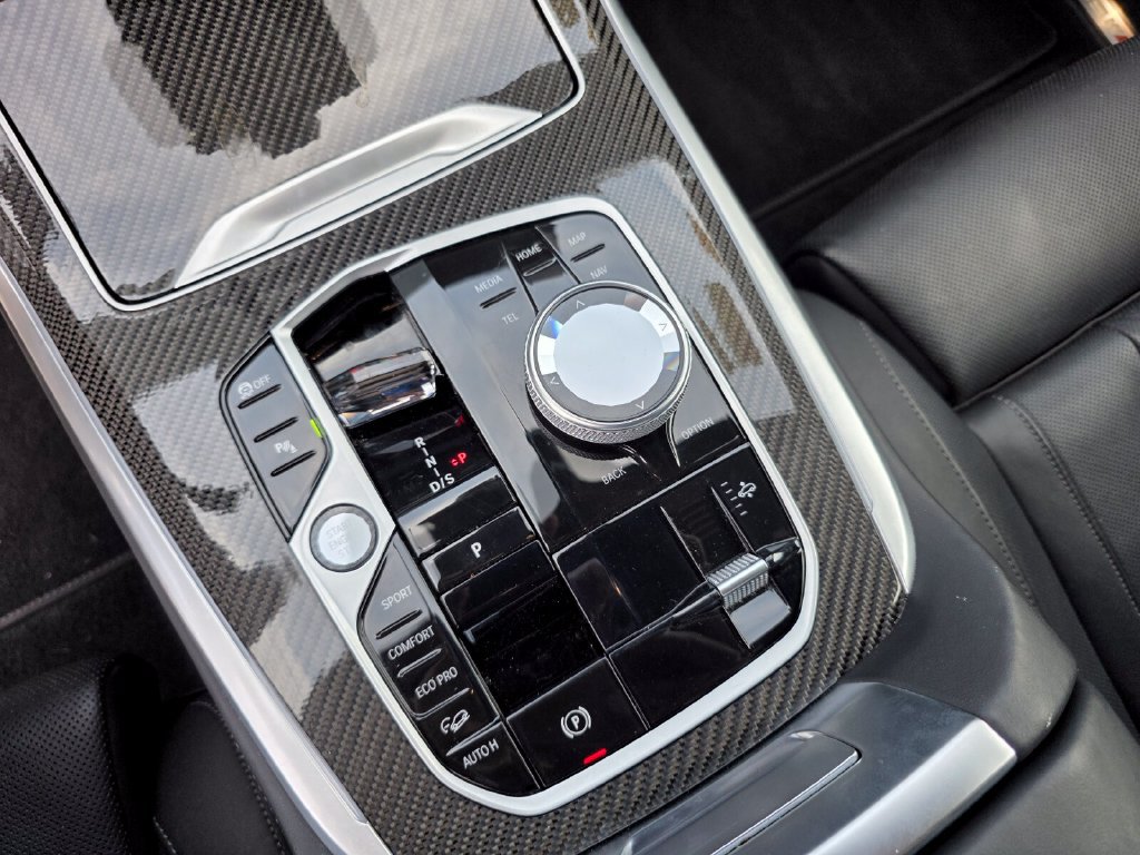 Certified 2024 BMW X7 M60i w/ Executive Package AWD/4WD image 26