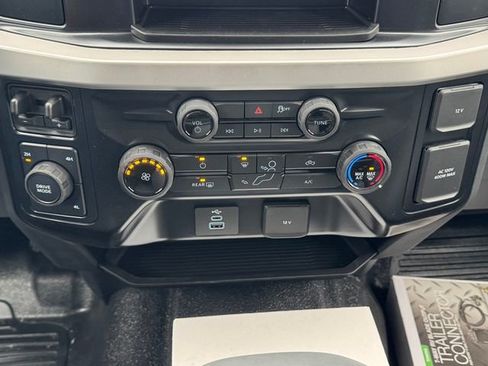 New 2025 Ford F550 XL w/ XL Chrome Package image 18