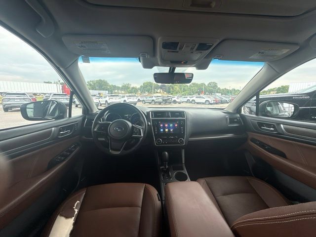 Used 2018 Subaru Outback 3.6R Touring AWD/4WD image 31