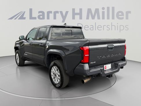 Certified 2025 Toyota Tacoma SR5 AWD/4WD image 3