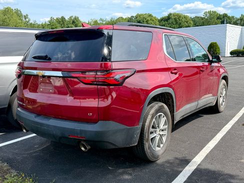 Used 2023 Chevrolet Traverse LT AWD/4WD image 6
