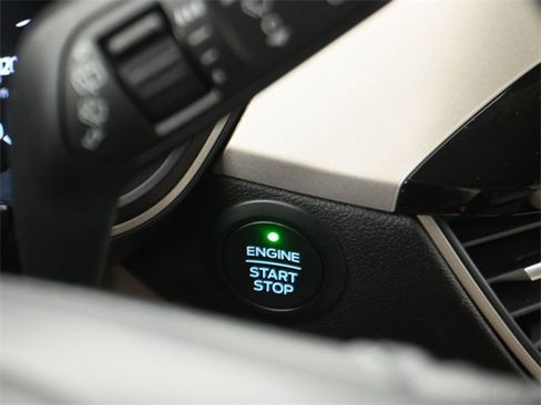 Used 2020 Ford Escape SEL image 21