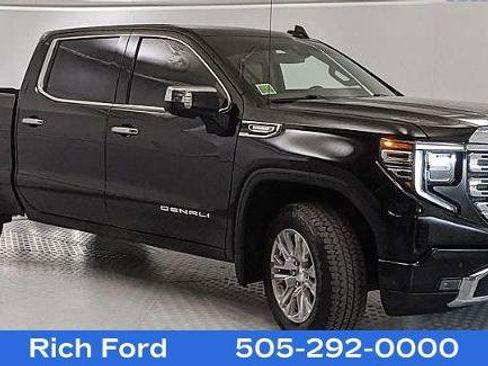 Used 2023 GMC Sierra 1500 Denali image 1