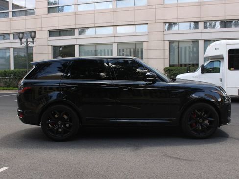 Used 2019 Land Rover Range Rover Sport SVR AWD/4WD image 6