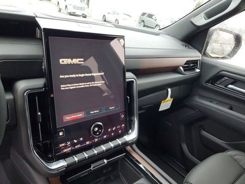 New 2026 GMC Yukon XL Denali image 26