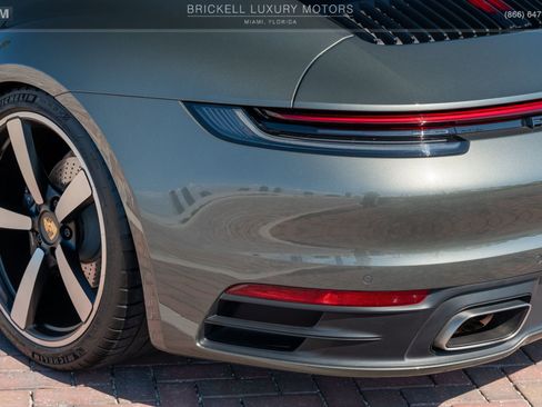 Used 2022 Porsche 911 Carrera RWD image 46