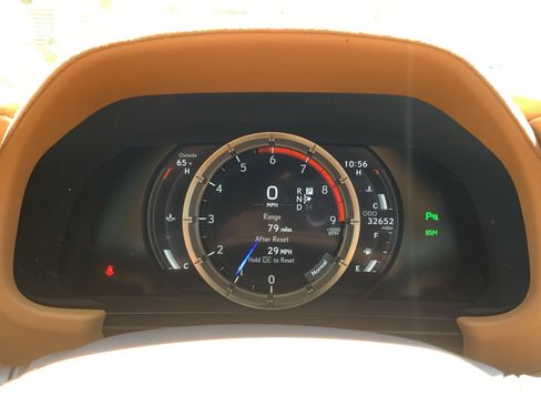 Used 2022 Lexus LC 500 Convertible w/ Touring Package RWD image 21
