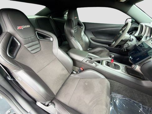 Used 2015 Chevrolet Camaro Z/28 image 14