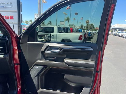 Used 2024 GMC Sierra 1500 AT4 w/ Technology Package AWD/4WD image 58