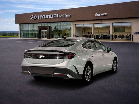 New 2026 Hyundai Sonata Blue FWD image 7